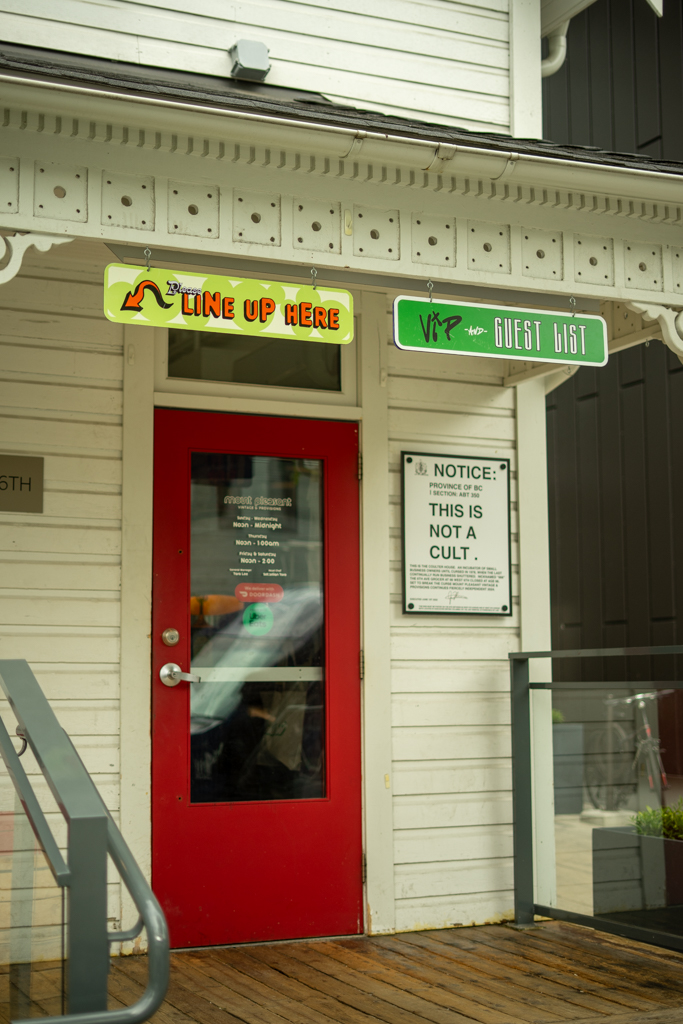 Mount Pleasant Vintage — photo 2